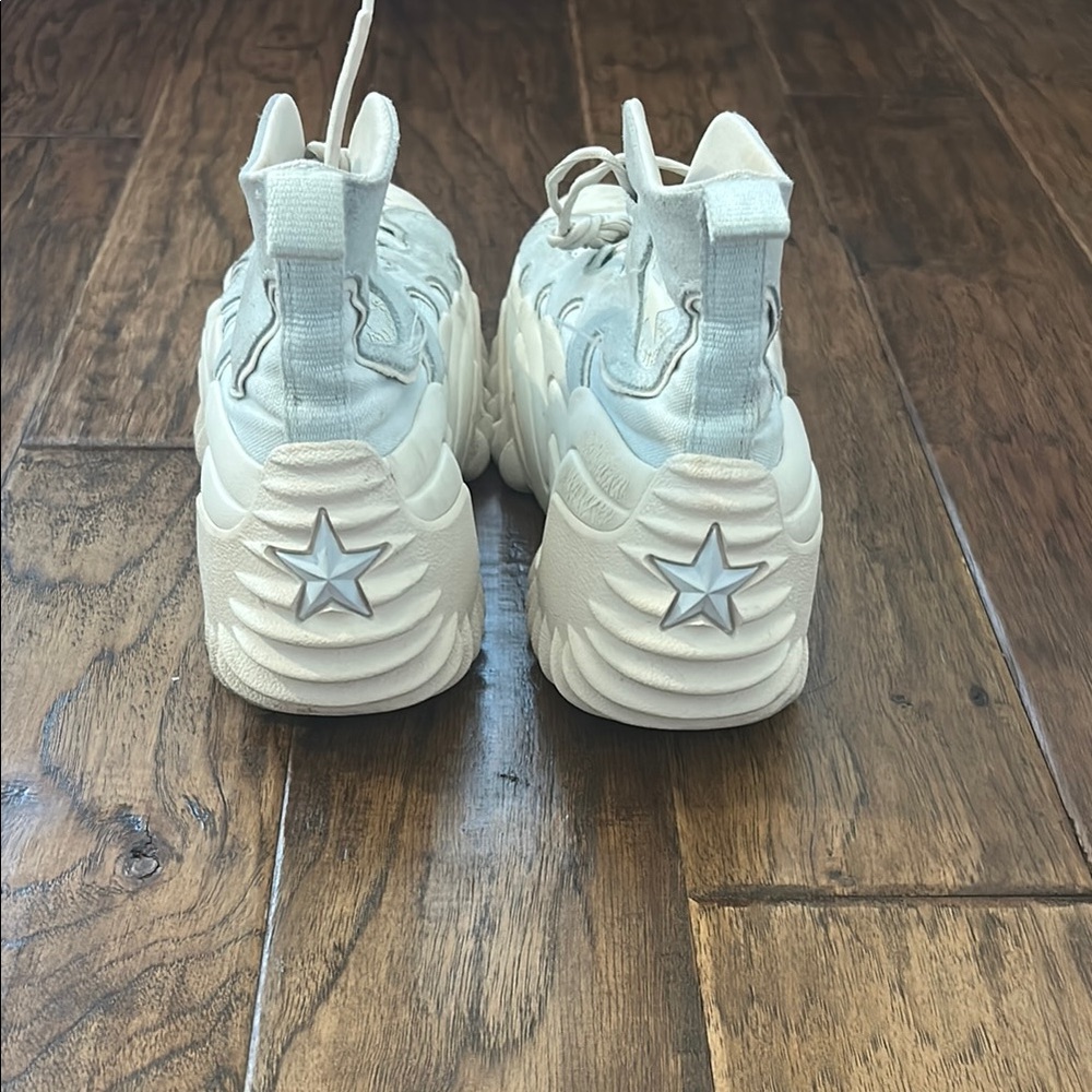 Converse Cream Heeled Boots - Picture 2 of 3